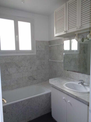  Appartement à louer 2 pièces 43 m²