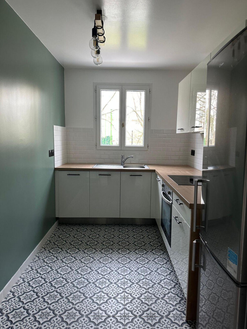 Location Appartement Superbe 2P meublé 47m² avec balcon et parking Rueil-malmaison