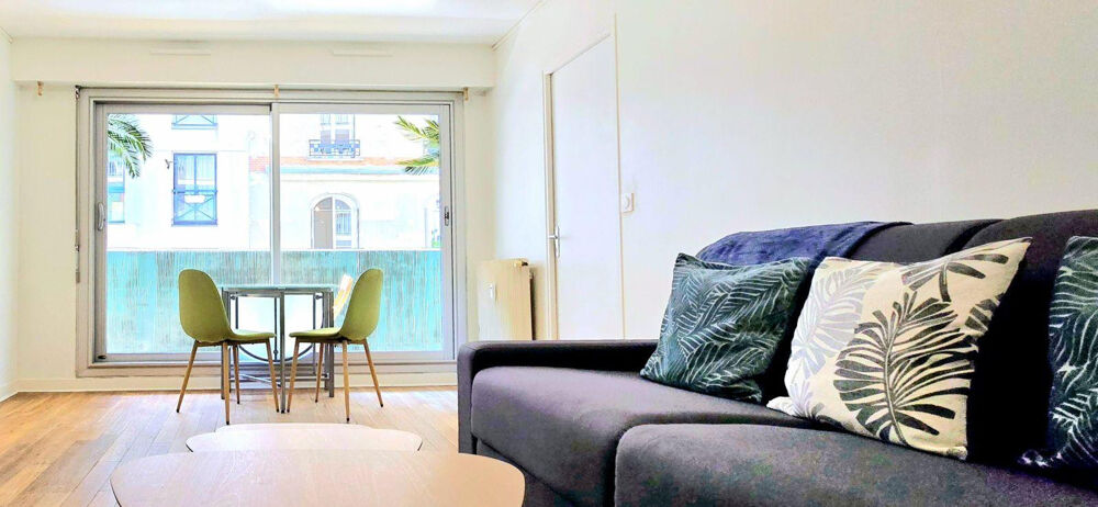 Location Appartement Beau 43m2 meublé + 10m2 de terrasse dans Paris 17e Paris 17