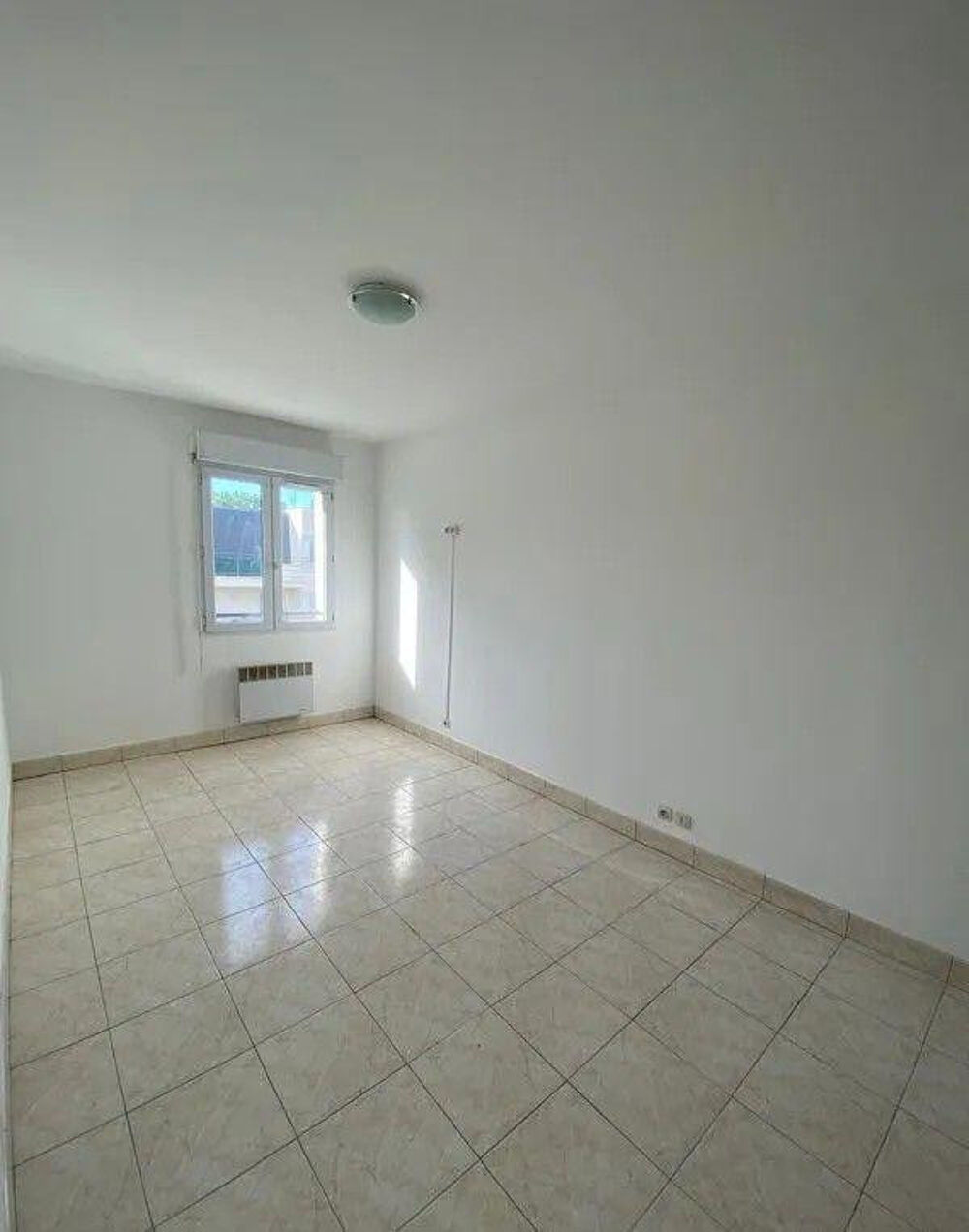 Location Appartement Beau 2P 50m² proche gare de Villeparisis Villeparisis