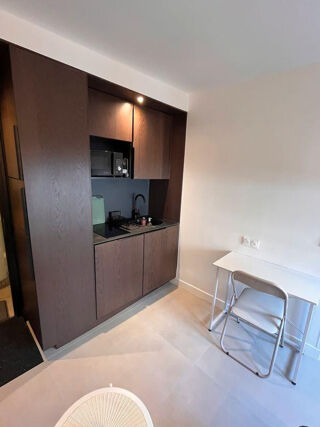  Appartement à louer 1 pièce 11 m²