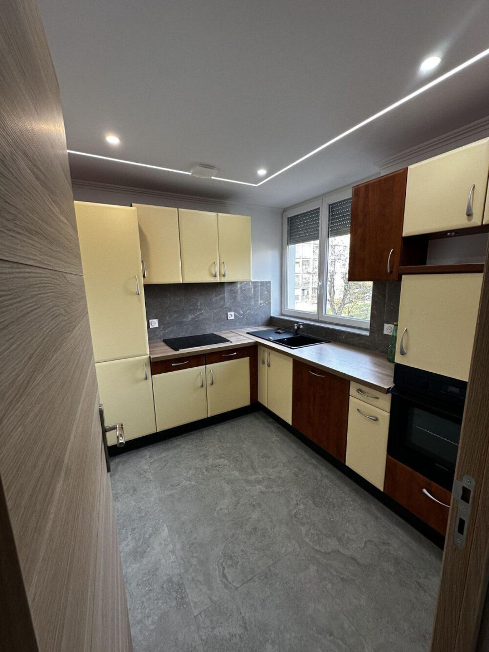 Location Appartement Appartement, refait à neuf. Vénissieux