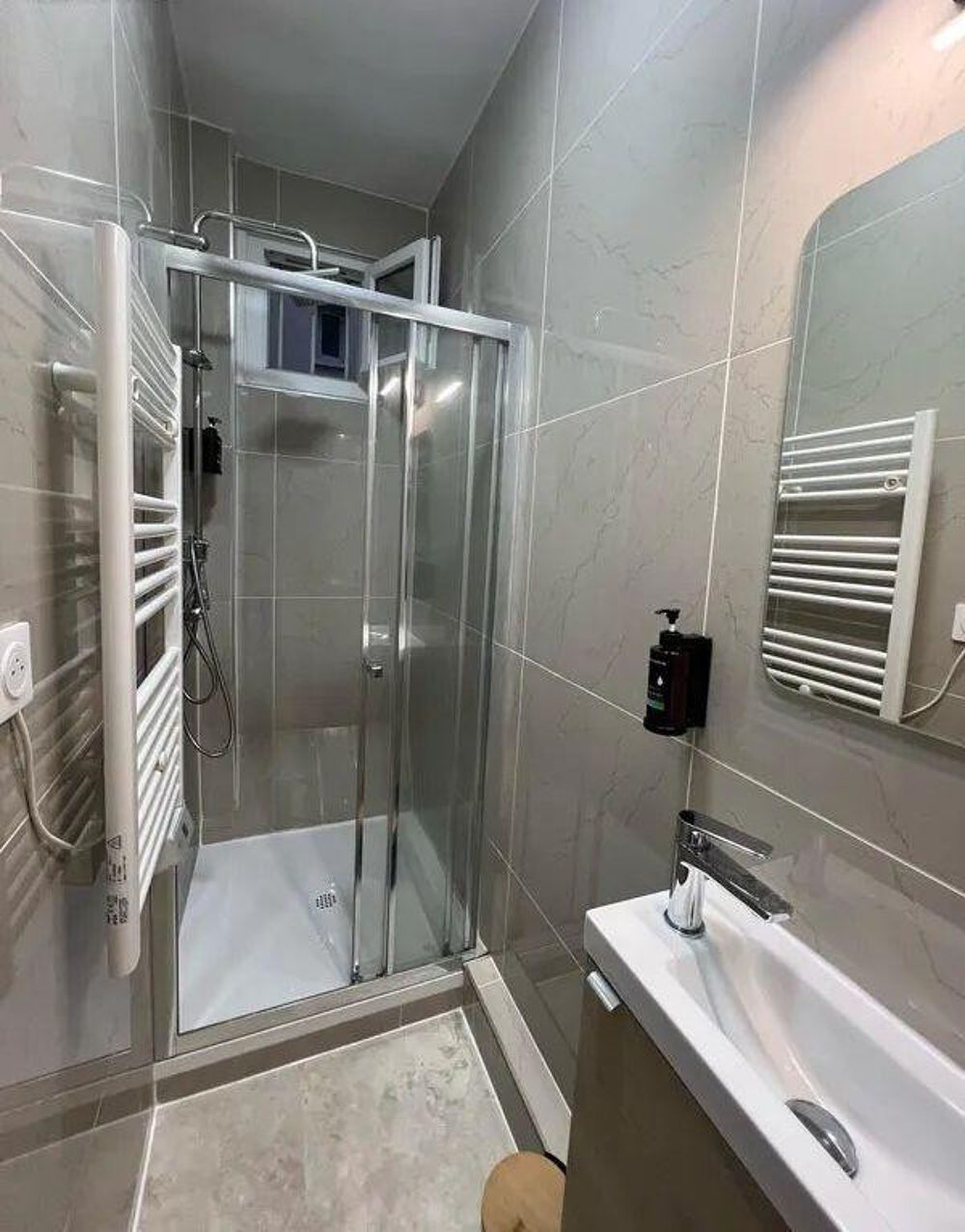 Location Appartement Superbe studio meublé 20m² entièrement rénové Colombes