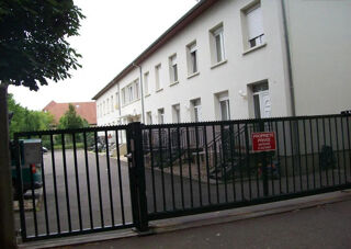  Appartement à louer 2 pièces 40 m²