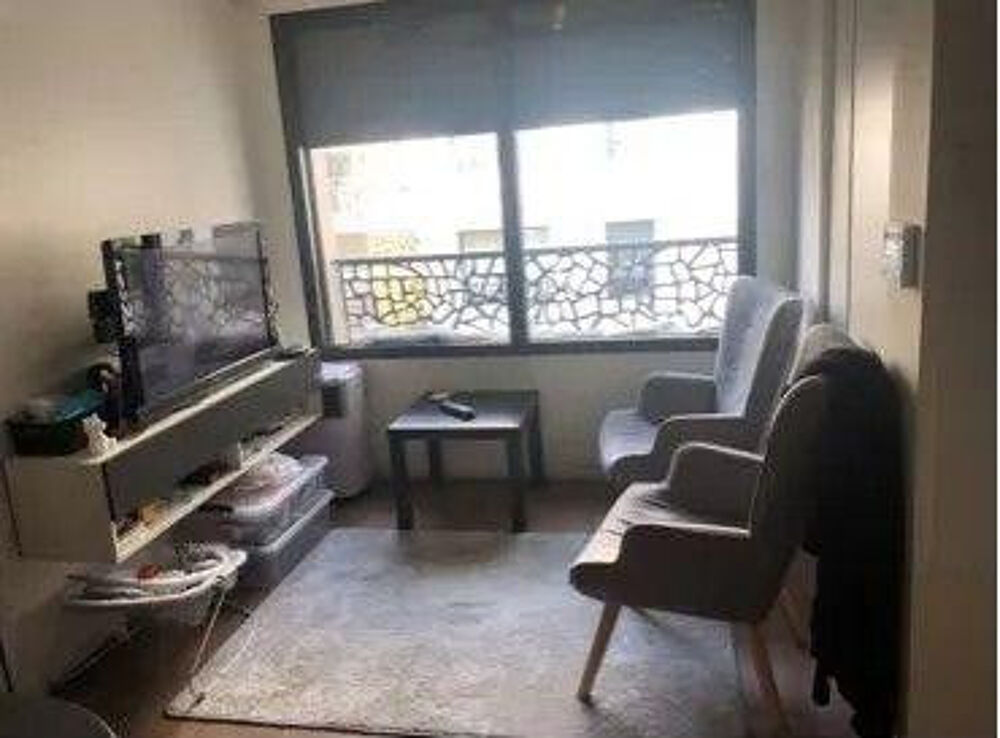 Location Appartement Beau studio meublé 18m² Noisy-le-grand