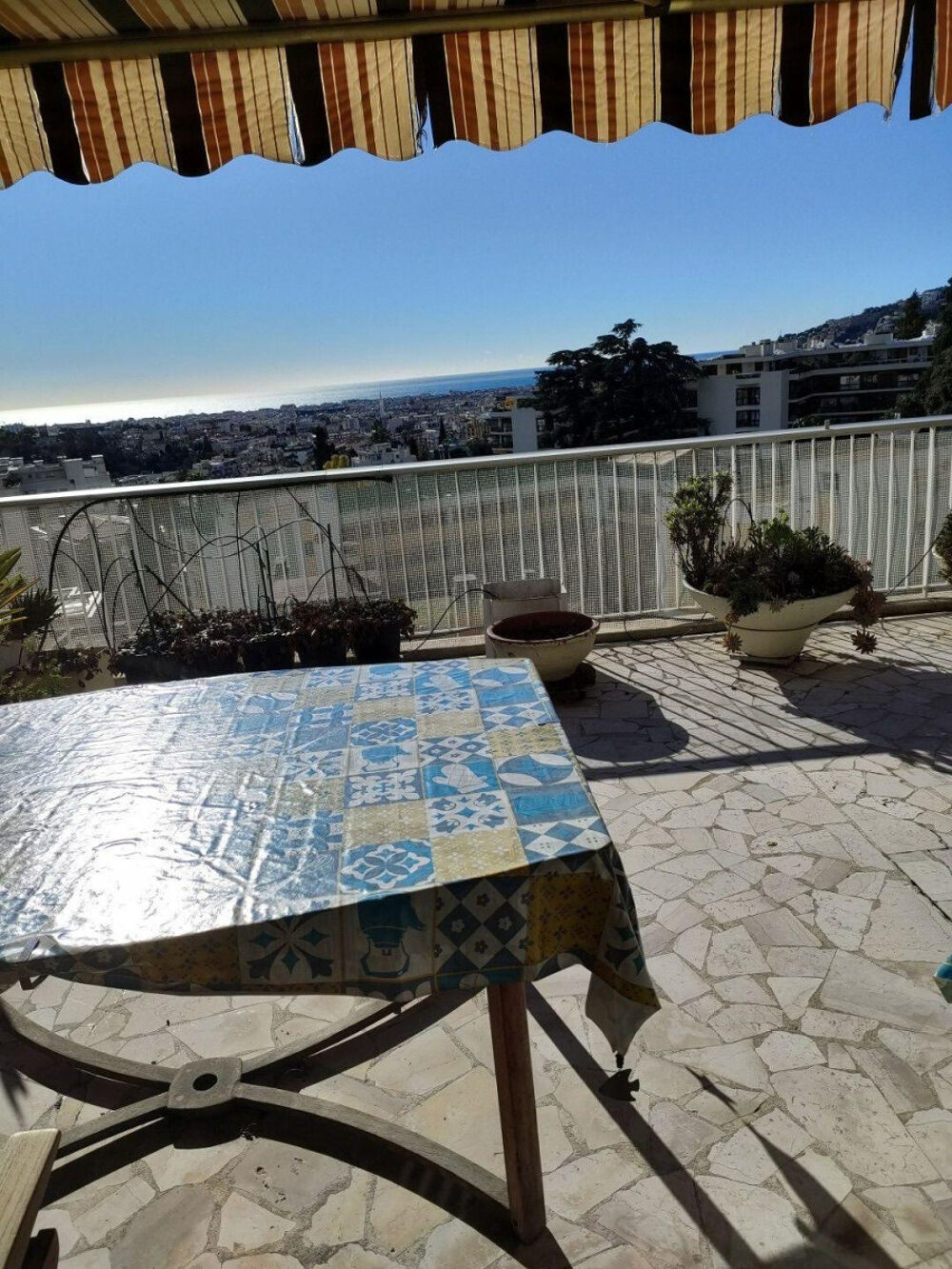 Location Appartement Beau 2 pièces meublé Nice