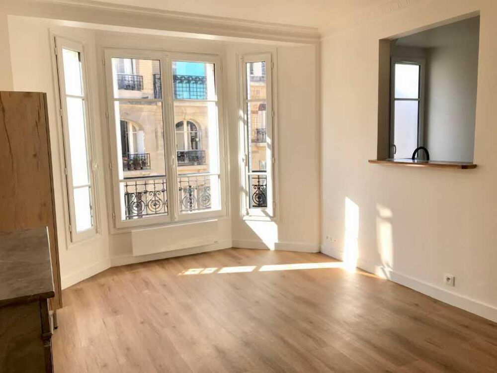 Location Appartement Magnifique studio proche Nation Paris 20