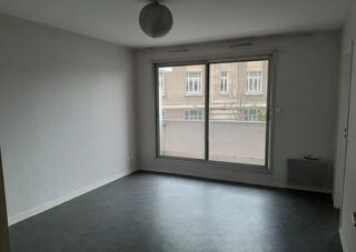  Appartement à louer 1 pièce 27 m²