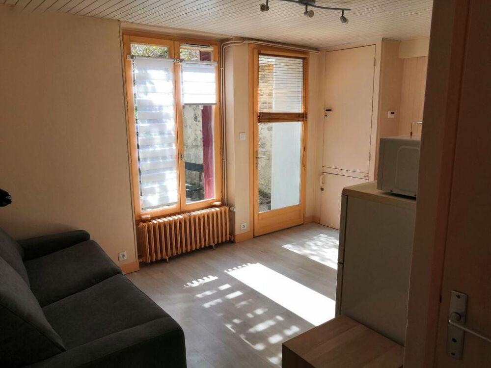 Location Appartement Studio meublé chauffage compris. 18M2 Pontoise