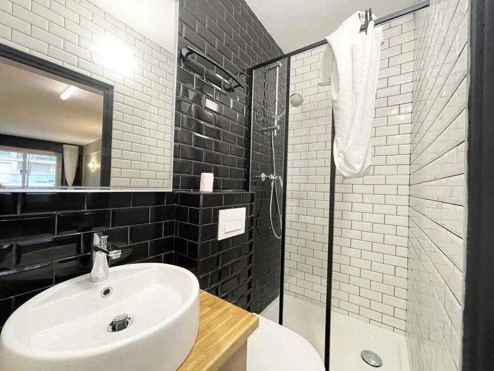 Location Appartement Studio meublé 21m² refait Metro RANELAGH Paris 16