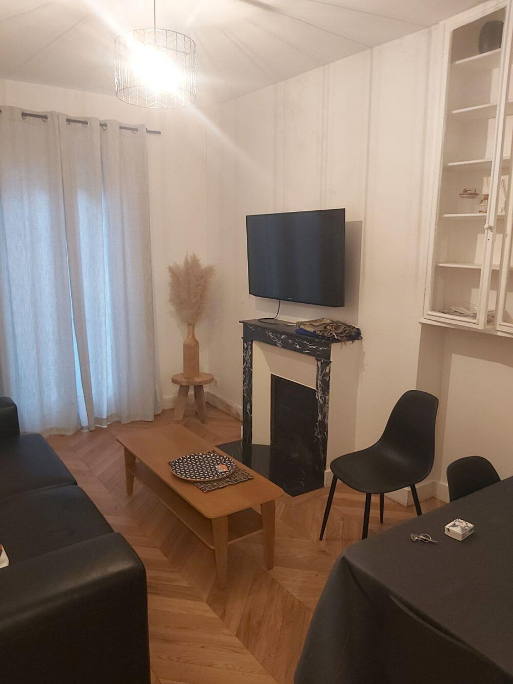 Location Appartement Chambre en colocation refaite à neuf Paris 19