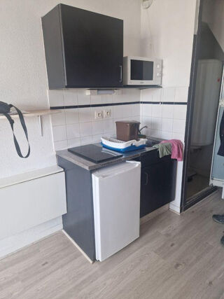  Appartement à louer 1 pièce 21 m²