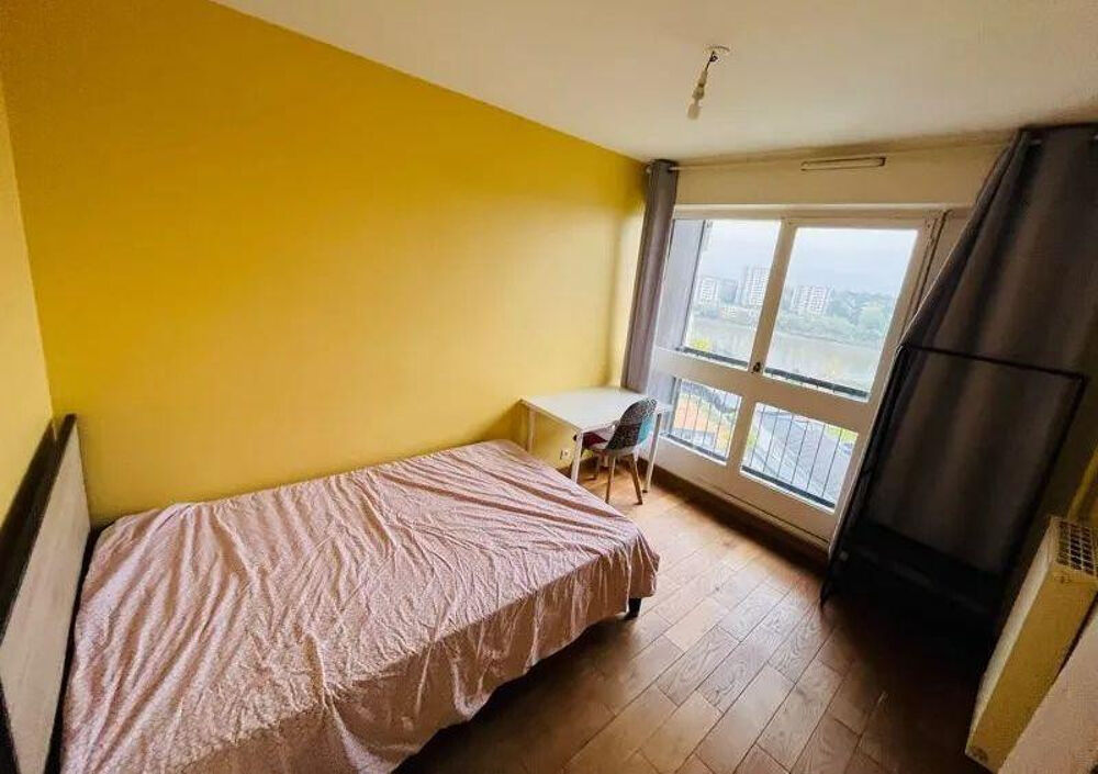 Location Appartement Colocation dans T3 meublé 69m² île de Nantes Nantes