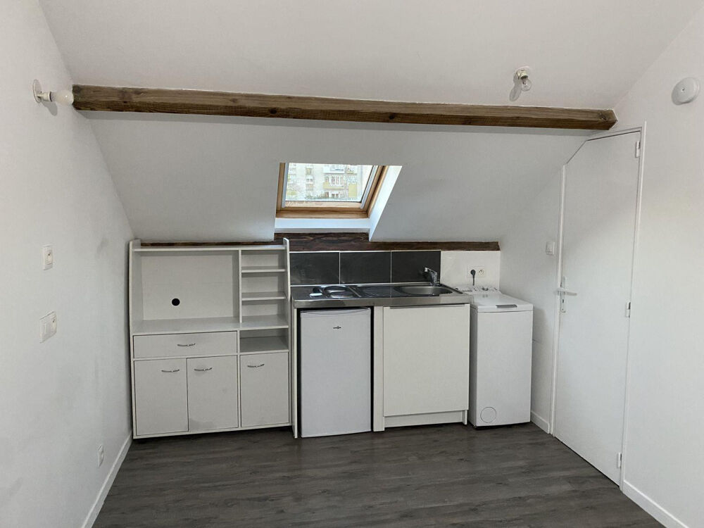 Location Appartement Studio lumineux sous les toits Nantes