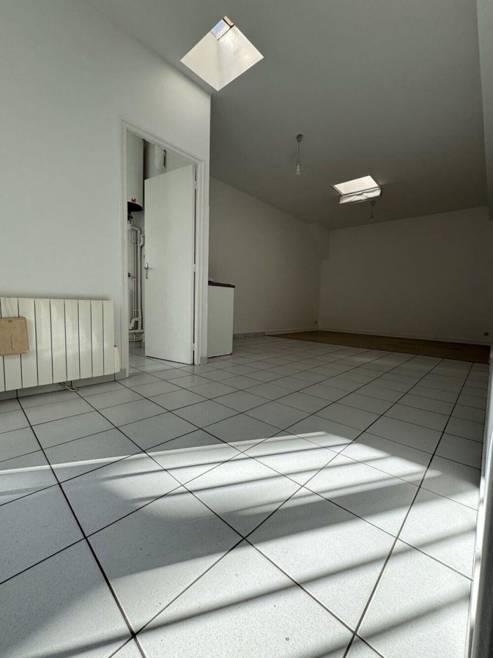 Location Appartement Studio 30m² de plain pied entièrement repeint Nantes