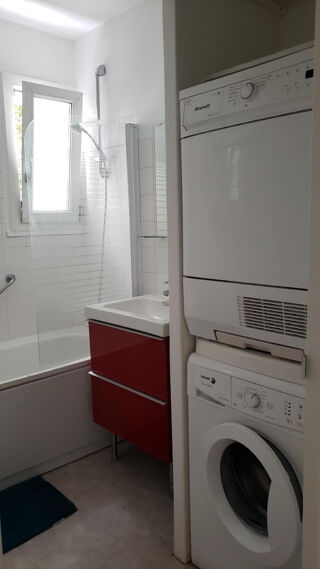  Appartement à louer 3 pièces 52 m²