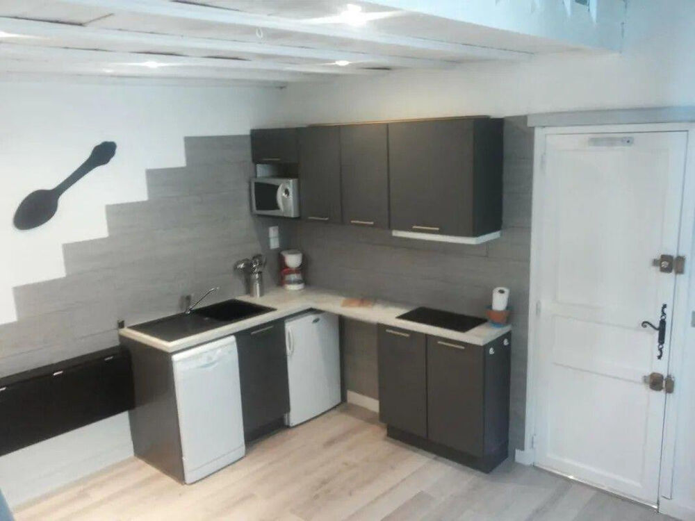 Location Appartement JOLI STUDIO T1BIS 26m² avec MEZZANINE - St Genès Bordeaux