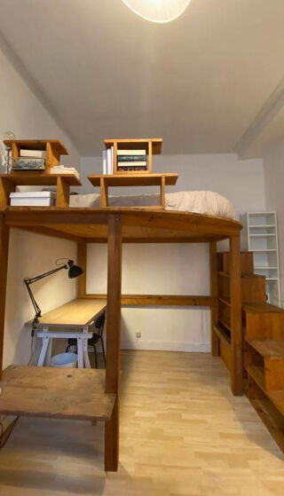  Appartement à louer 1 pièce 25 m²