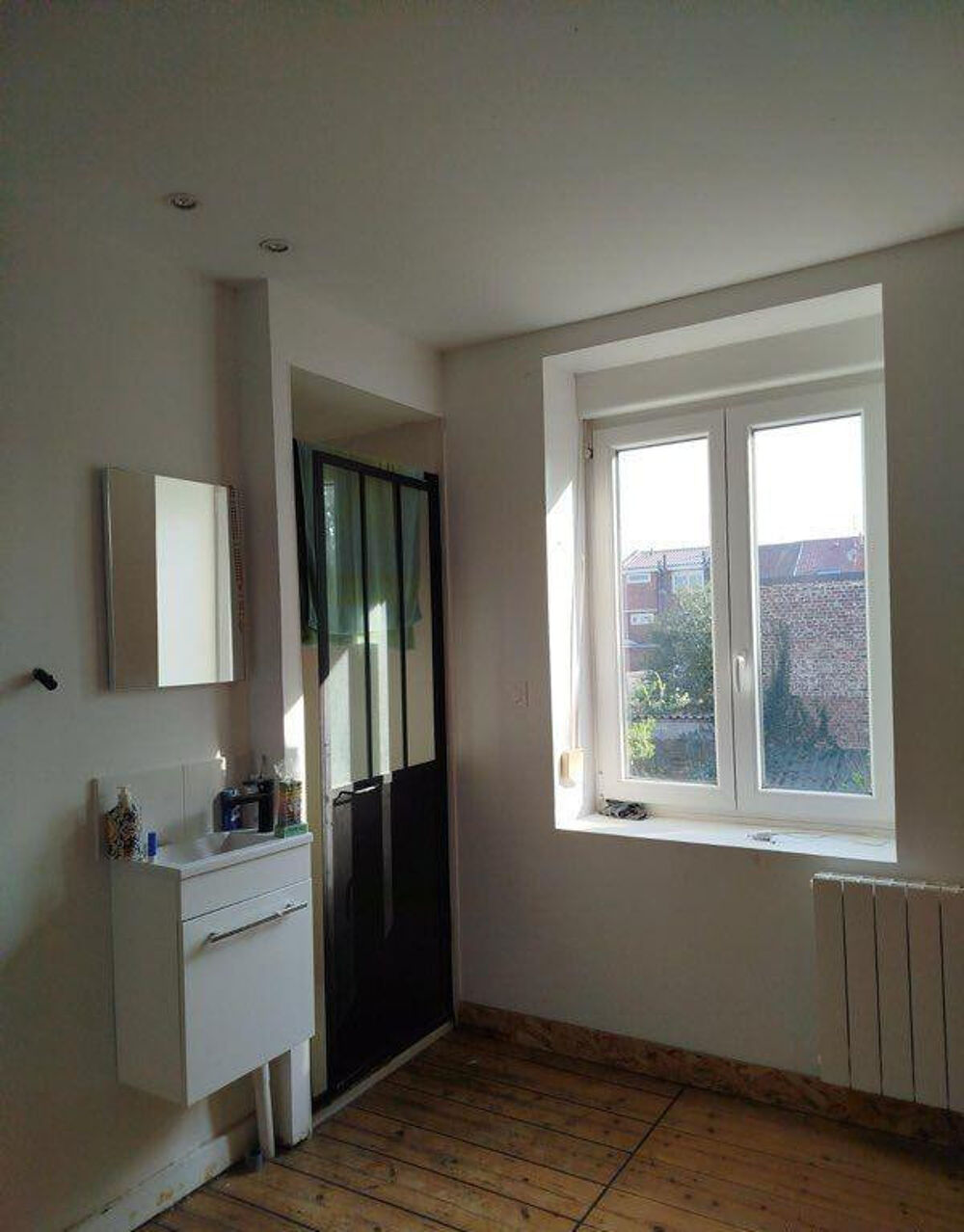 Location Appartement Loue chambre avc douche et lavabo (+jardin) Lille