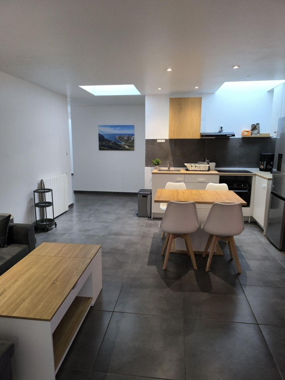 Location Appartement Colocation  refaite à neuf Marseille 4