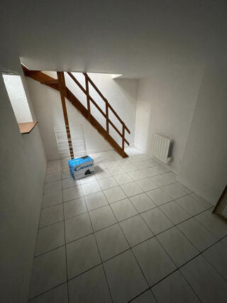  Appartement à louer 1 pièce 26 m²