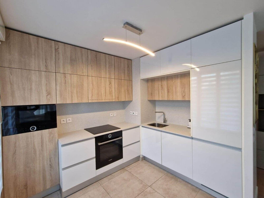 Location Appartement Superbe 2P meublé 47m² Puteaux