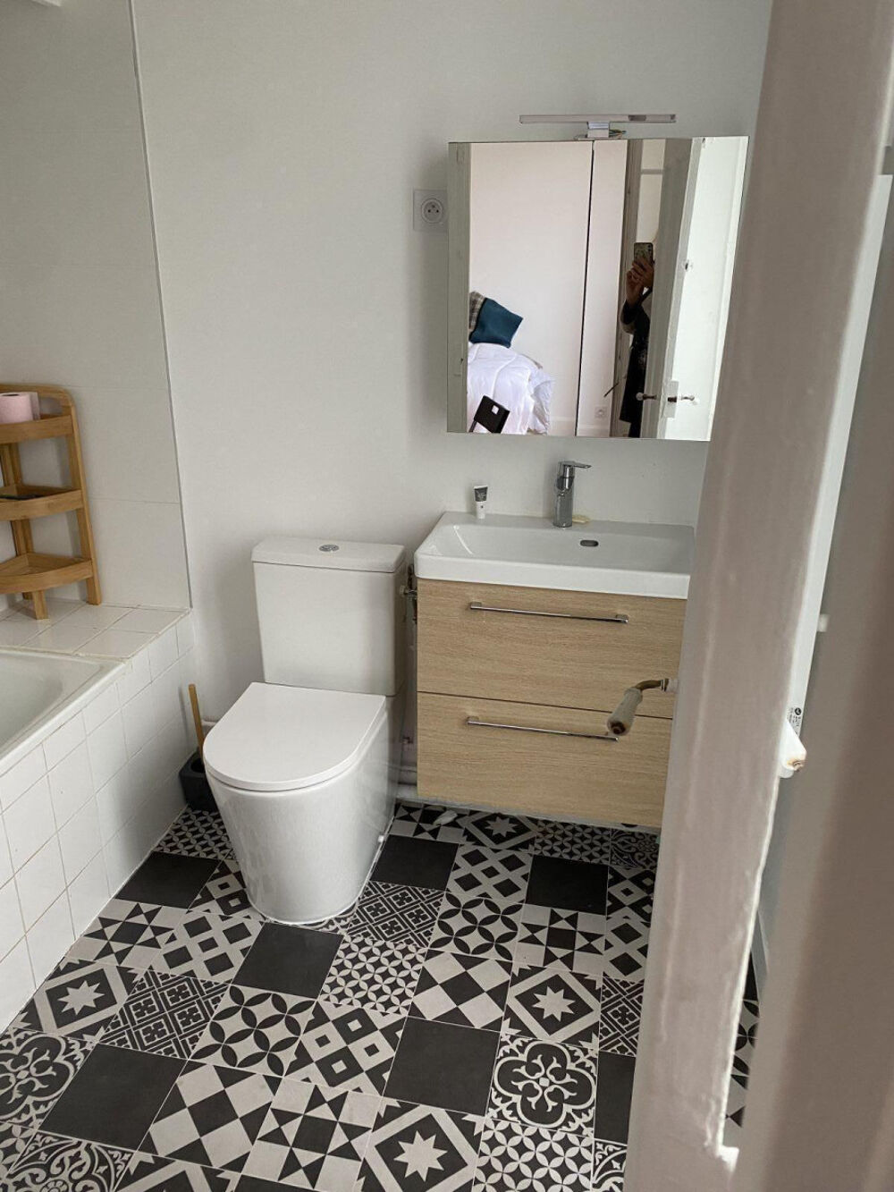 Location Appartement Très beau studio spacieux et lumineux Paris 15