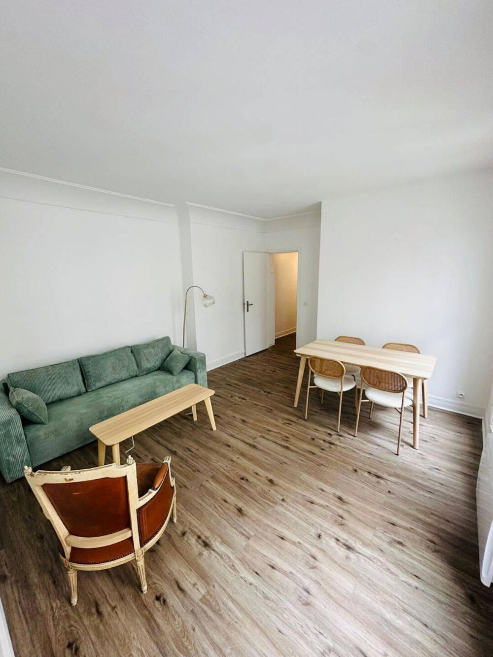 Location Appartement Beau 2P meublé - 45m2 - 2p - Paris 18 Paris 18