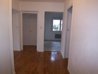  Appartement à louer 2 pièces 62 m²