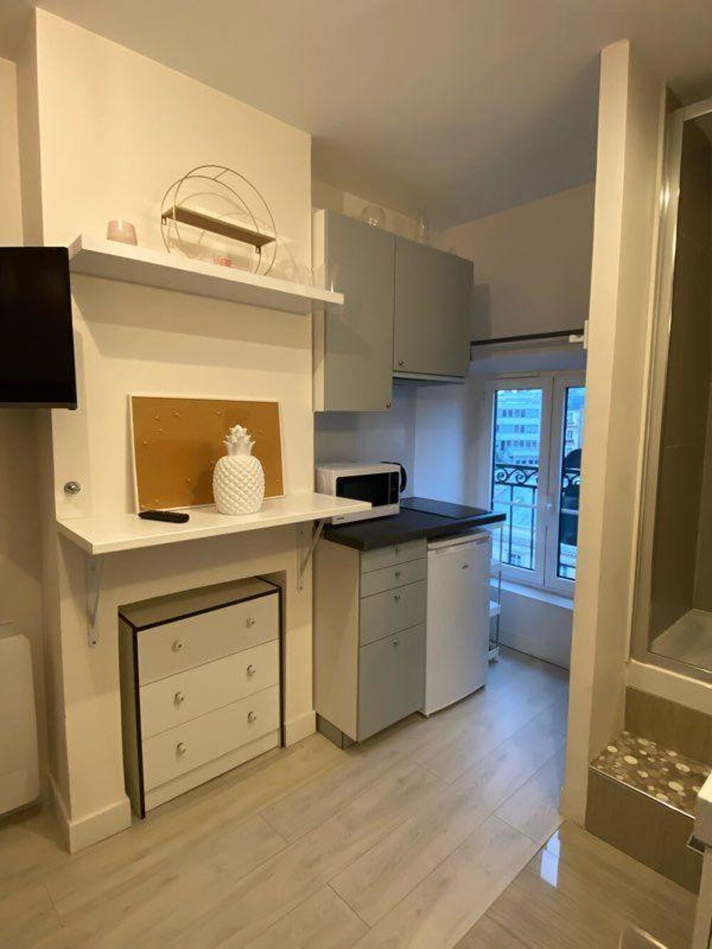 Location Appartement Location studette Paris 17 Paris 17