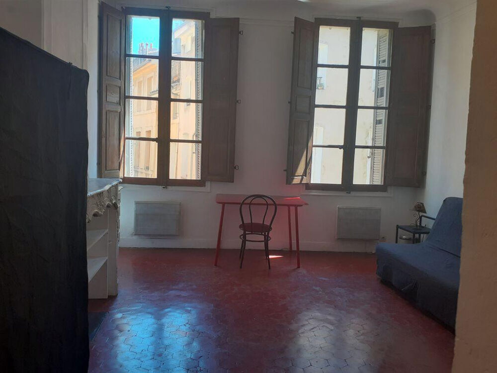 Location Appartement Studio 28 m2 Aix-en-Provence centre historique Aix-en-provence