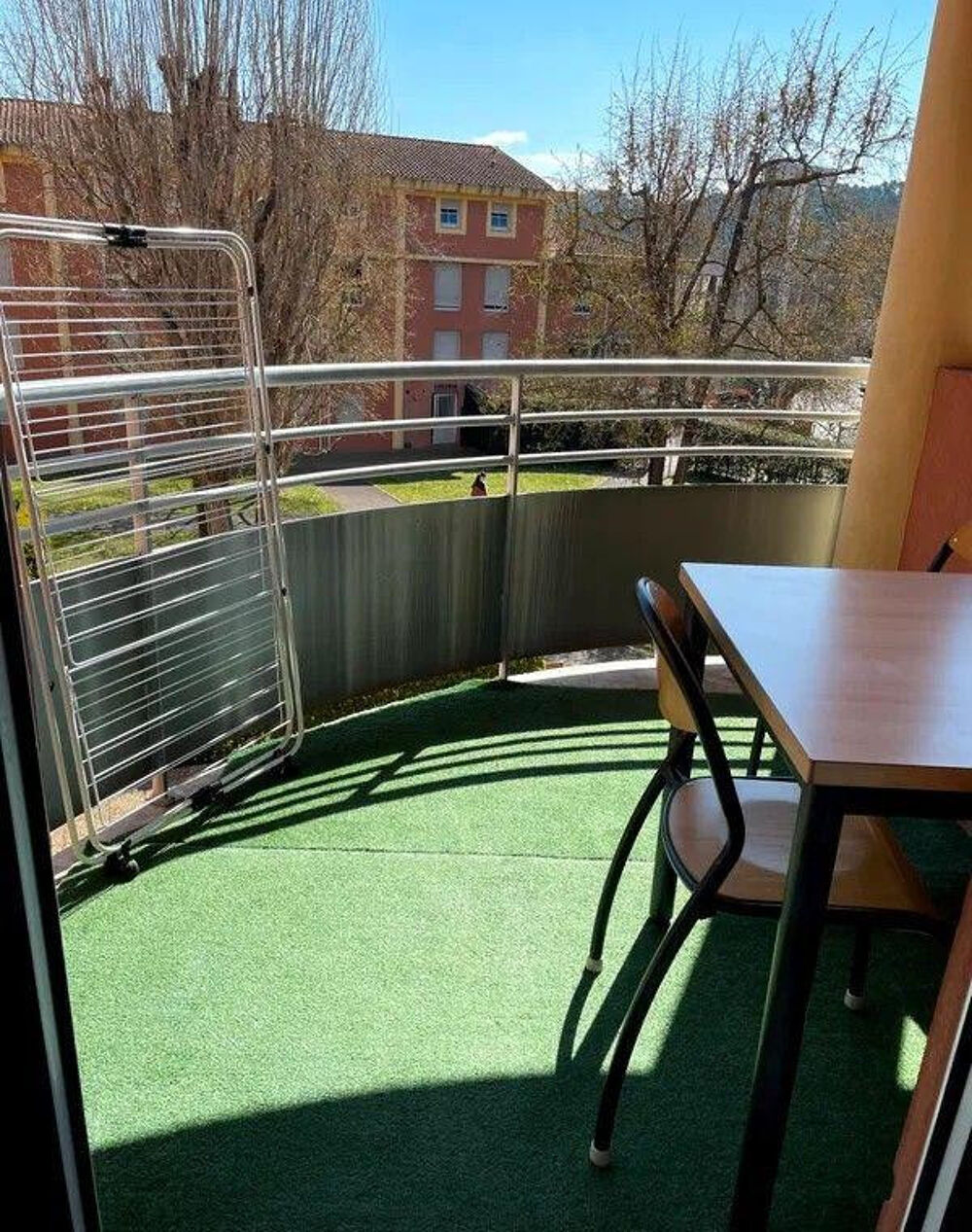 Location Appartement Beau 2P meublé rénové 31m² plein sud avec terrasse Aix-en-provence