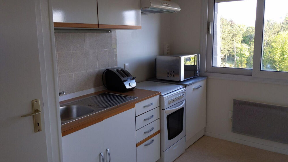 Location Appartement Loue T2 meublé avec parking privé Reims