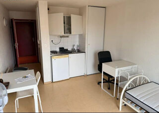  Appartement à louer 1 pièce 19 m²
