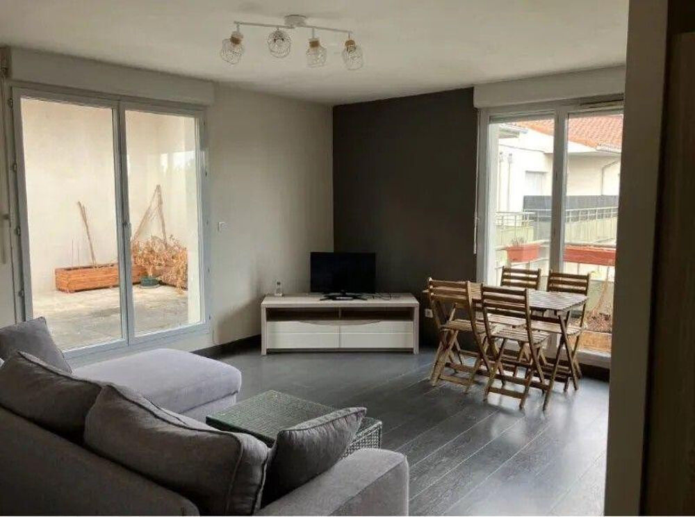 Location Appartement Beau 2P 47m² meublé avec terrasse et parking Grenoble