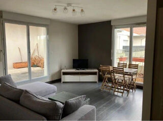  Appartement à louer 2 pièces 46 m²