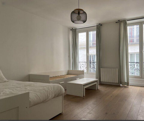  Apparemment location Paris Appartement - 1 pièce(s) - 29 m²