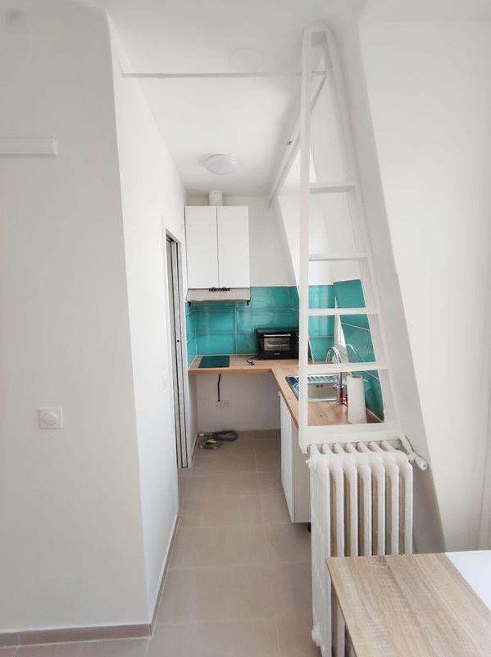 Location Appartement Studio lumineux et calme Aubervilliers