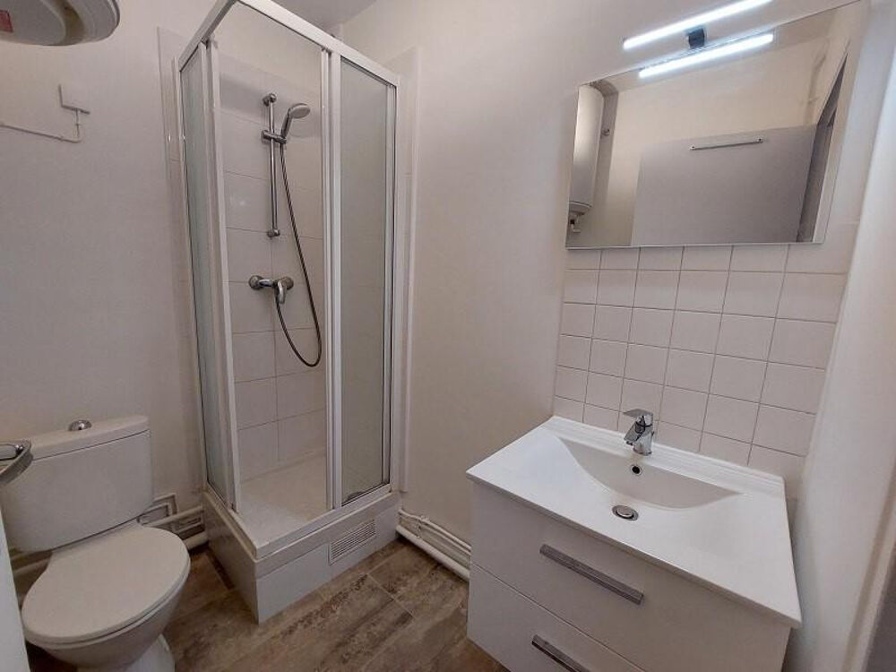 Location Appartement Studio à louer Paris 17ème Paris 17