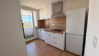 Appartement à louer 1 pièce 76 m²