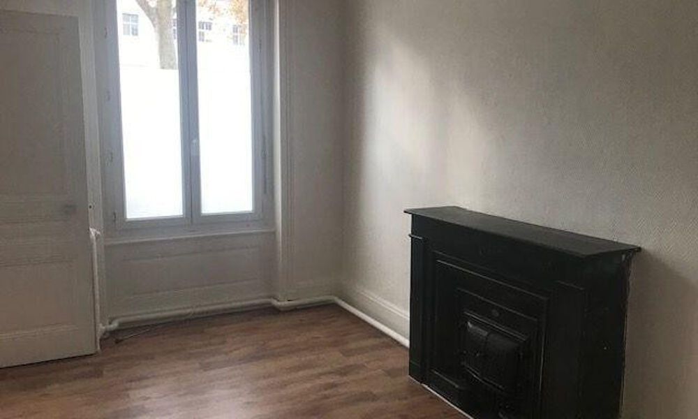 Location Appartement Beau 3 pièces à louer à Paris ND de Lorette Paris 9