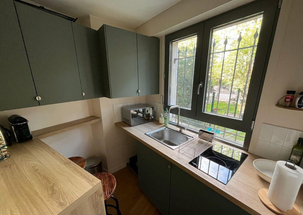 Location Appartement Beau studio 22m² avec jardin 70m² Neuilly-sur-seine