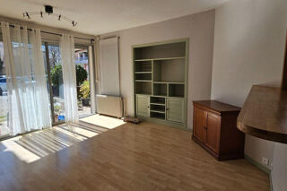  Appartement � louer 1 pi�ce 35 m�