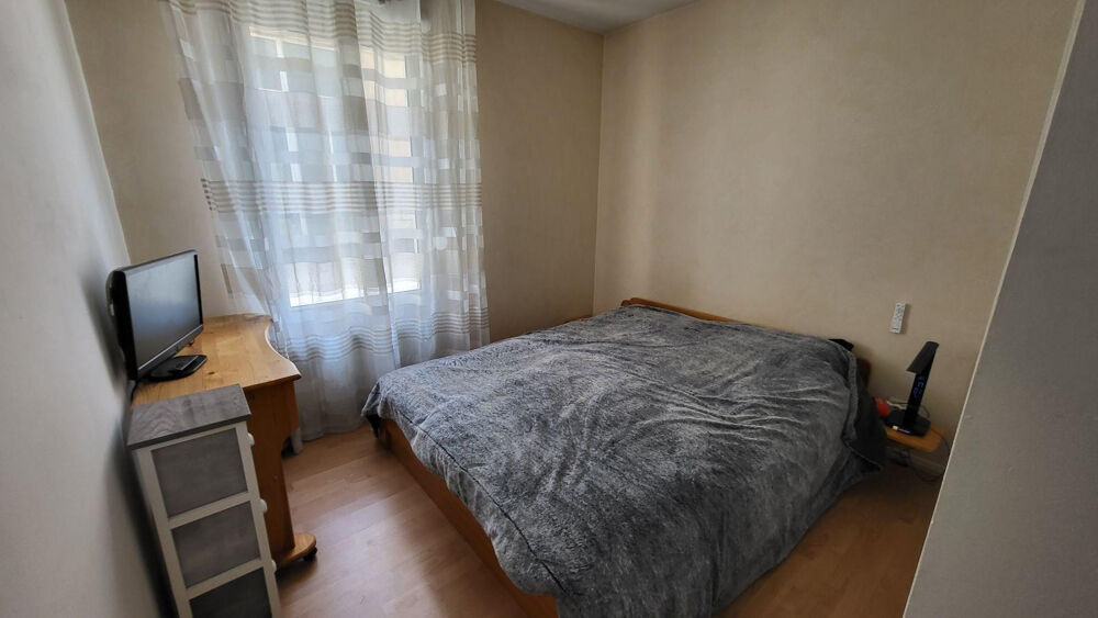 Location Appartement Appartement très calme et ensoleillé . Bourgoin-jallieu