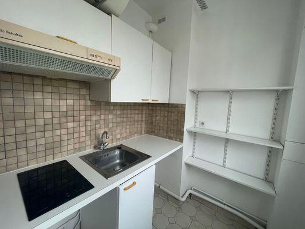 Location Appartement Studio Paris 15ème métro Dupleix Paris 15