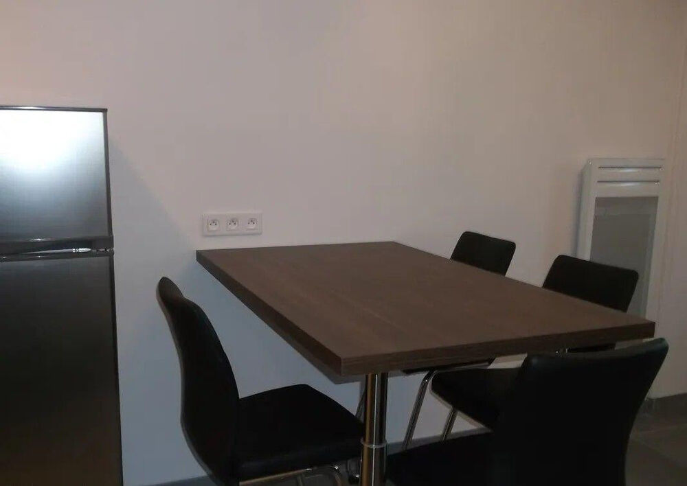Location Appartement Beau 3P meublé refait à neuf 49m² Grenoble