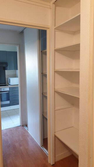  Appartement à louer 2 pièces 43 m²