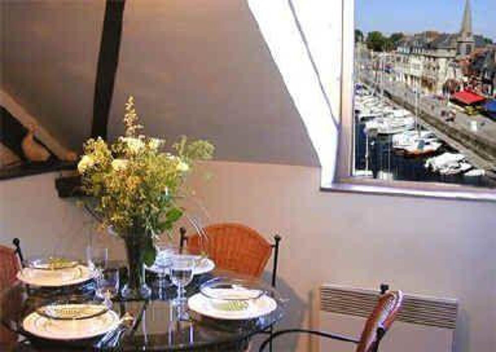 Location Appartement APPARTEMENT AVEC VUE SUR LE VIEUX BASSIN Honfleur