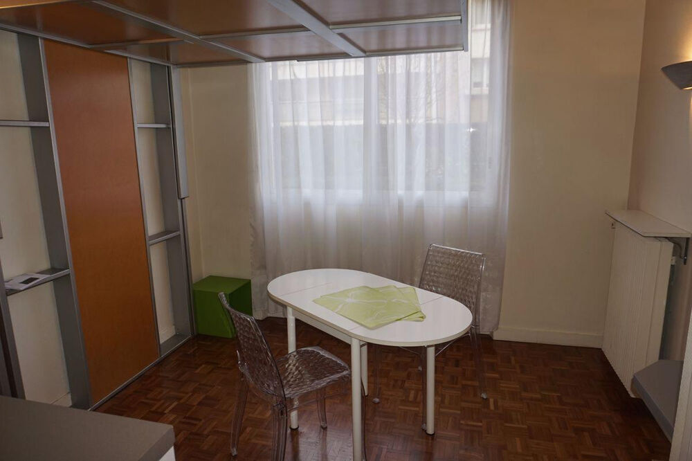 Location Appartement Studio 14m²-métro Anatole France Levallois-perret