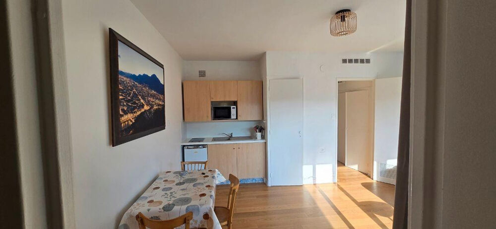 Location Appartement Loue studio meublé Grenoble île-verte Grenoble